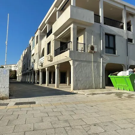 Apartament Mad *